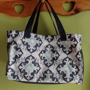 Thirty-one all in organiser